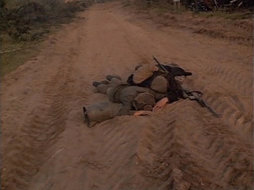 Jdi a divej se 2 (1985) válečný czdab avi