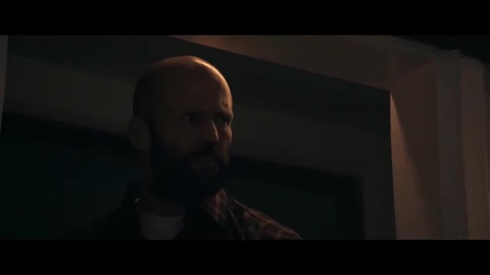 Včelař (Jason Statham,Josh Hutcherson,Jeremy Irons 2024 Thriller Akční Bdrip 1080p ) Cz dabing 3 mp4