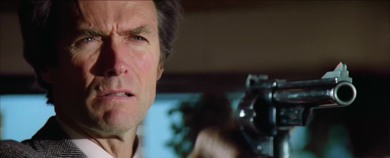 Nahly uder  Clint Eastwood  Sondra Locke 1983 Akcni Krimi Drama 1080p  Bdrip   Cz dabing mp4